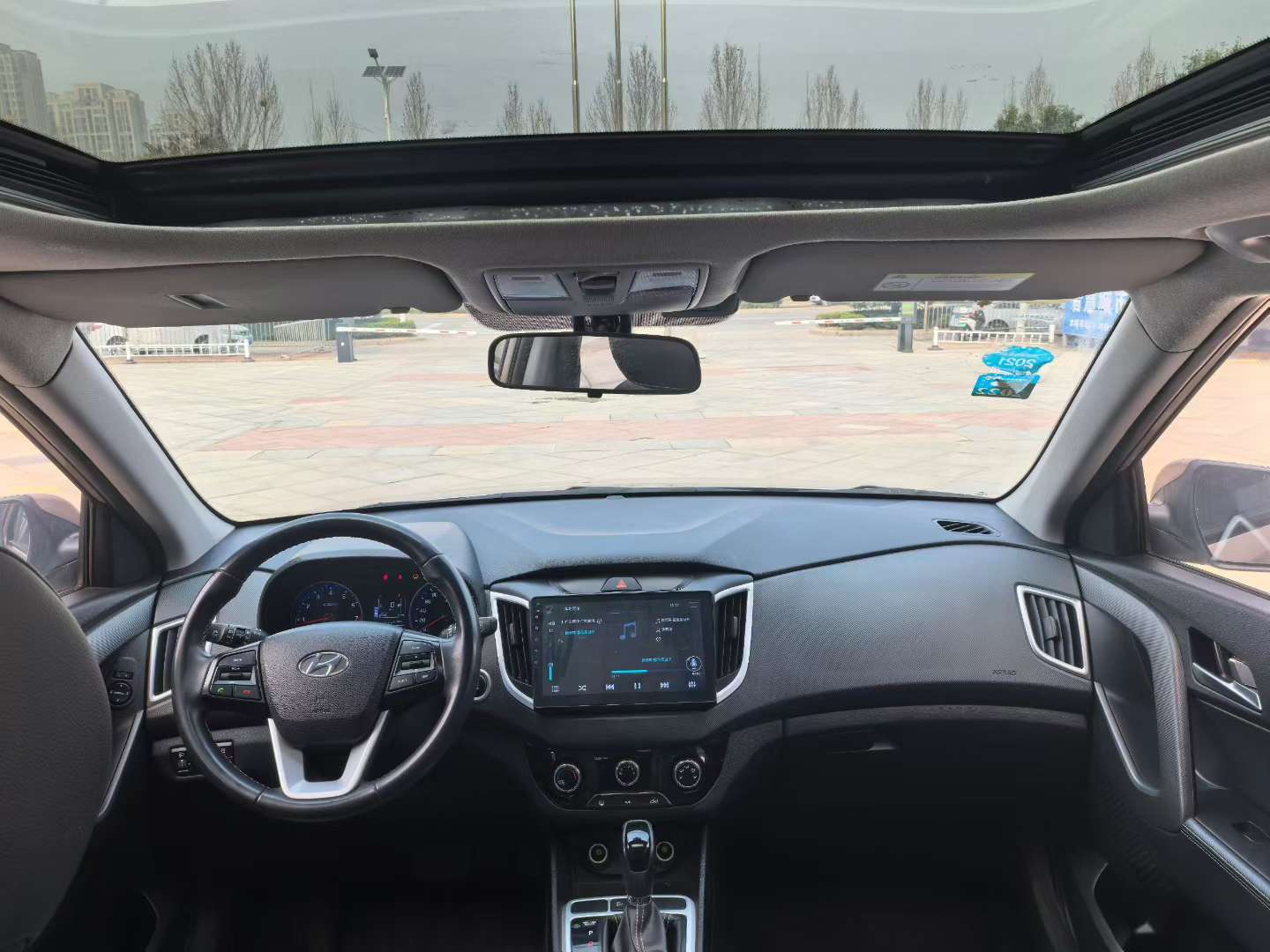 Hyundai ix25 4