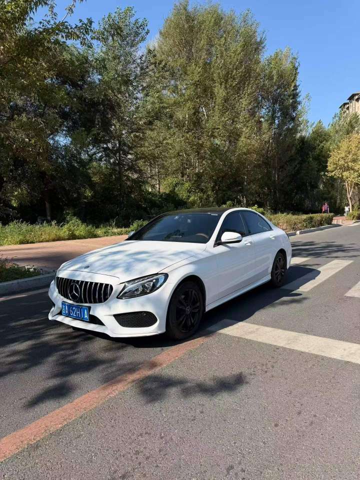 Mercedes-Benz C-Class C200 2.0T 2