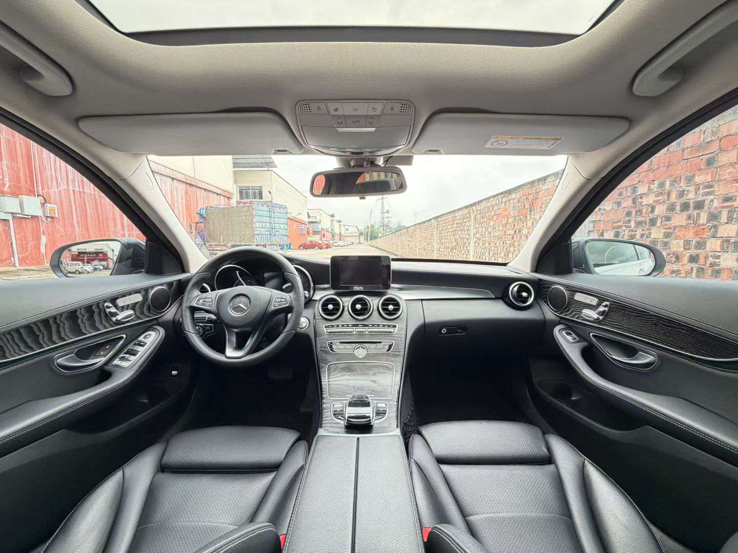 Mercedes-Benz C-Class 2015 Facelift C 200 L Sport 3