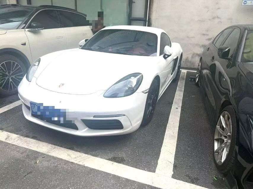 Porsche 718 2018 2.0T 2