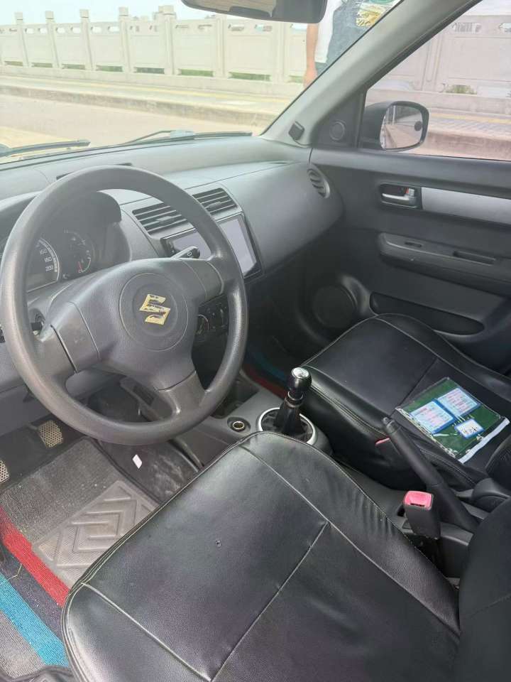 Suzuki Swift 2012 1.3L Mini Off-Road 4