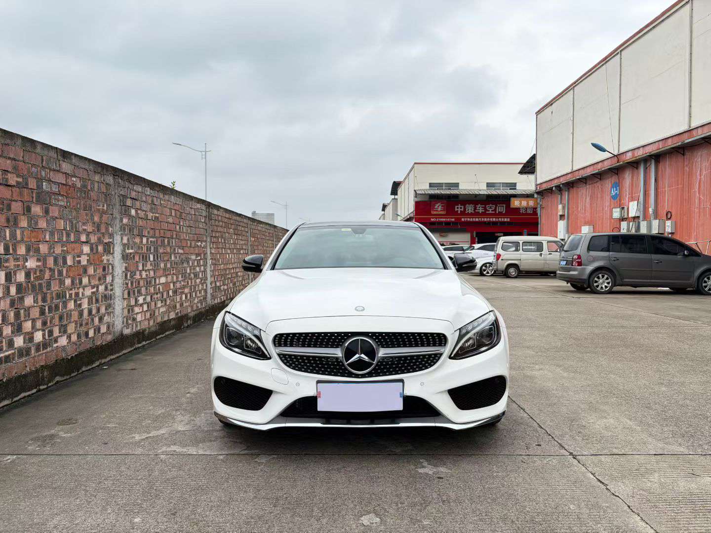 Mercedes-Benz C-Class 2015 Facelift C 200 L Sport 2