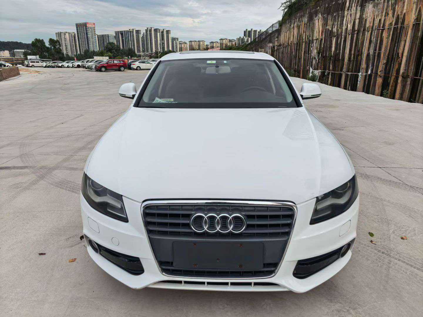 Audi A4L 2.0T Automatic