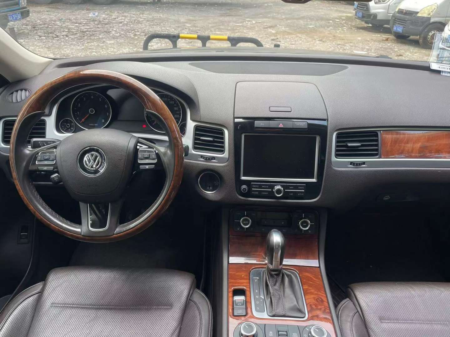 Volkswagen Touareg 3.0 High Trim 3