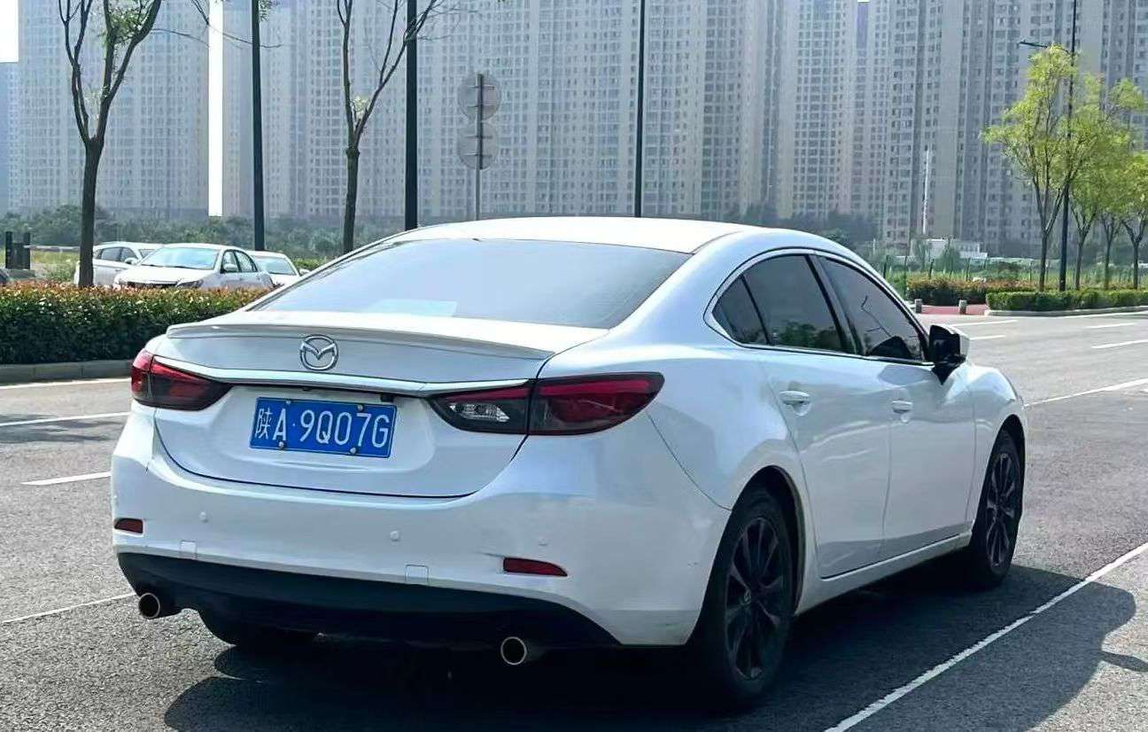 Mazda Atenza 2019 2.0L Automatic with Sunroof 9