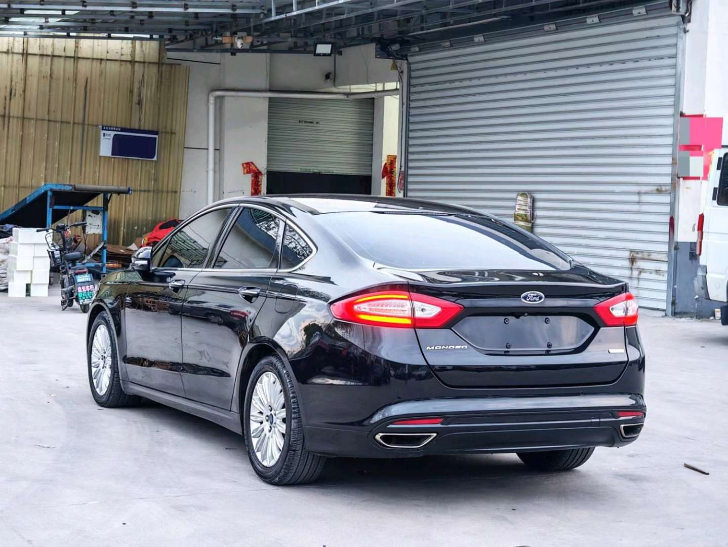 Ford Mondeo 2014 2.0L Automatic 200 Luxury 4