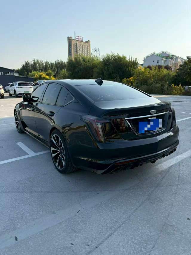 Cadillac CT5 Facelift Platinum Sport 4