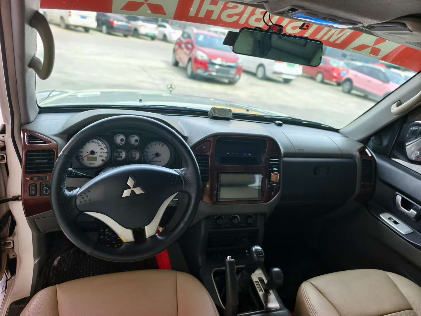 Mitsubishi Pajero V73 9