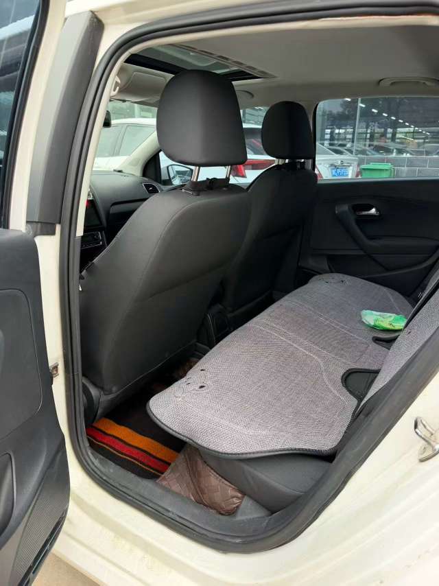 Volkswagen Polo Polo Automatic Sunroof 4