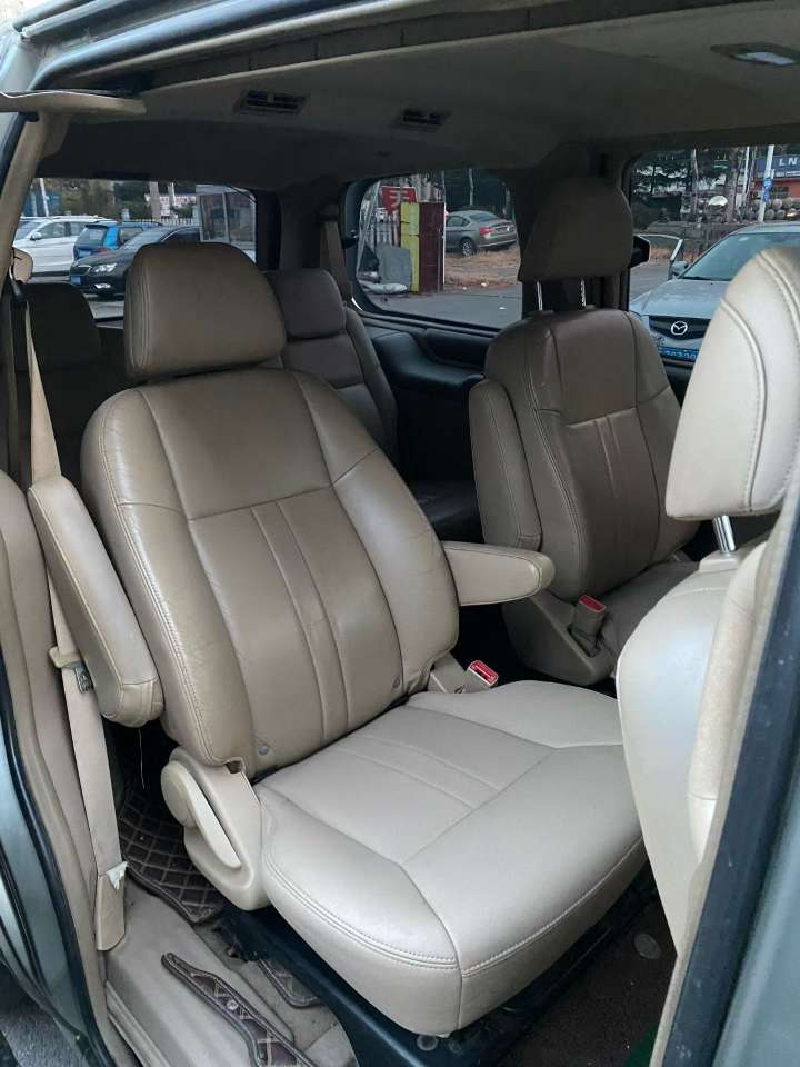 Buick GL8 2012 2.4L Automatic 9