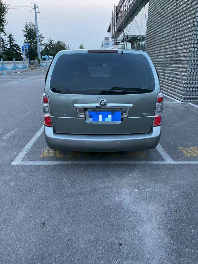 Buick GL8 2012 2.4L Automatic 4