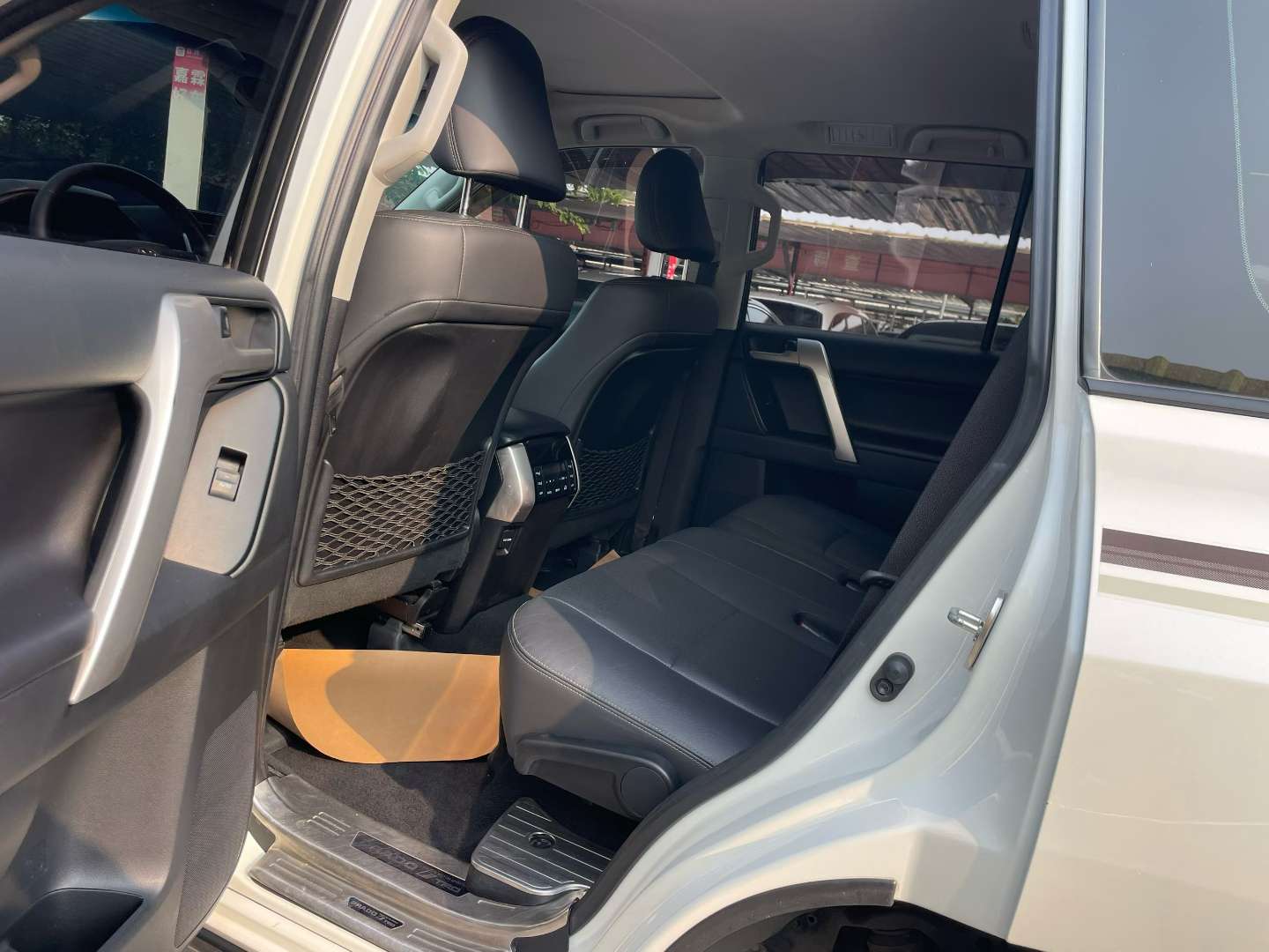 Toyota Prado 3.5L TXL 3