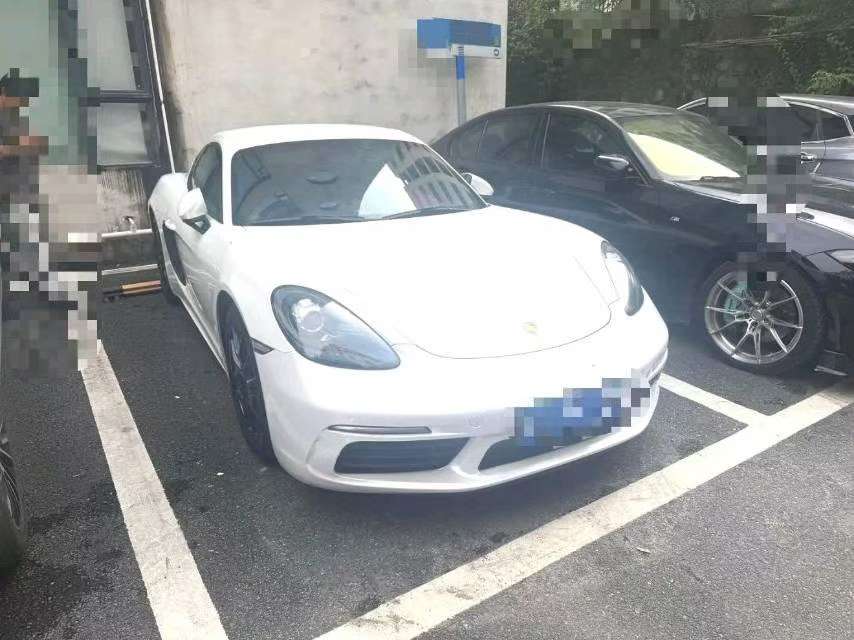 Porsche 718 2018 2.0T 3