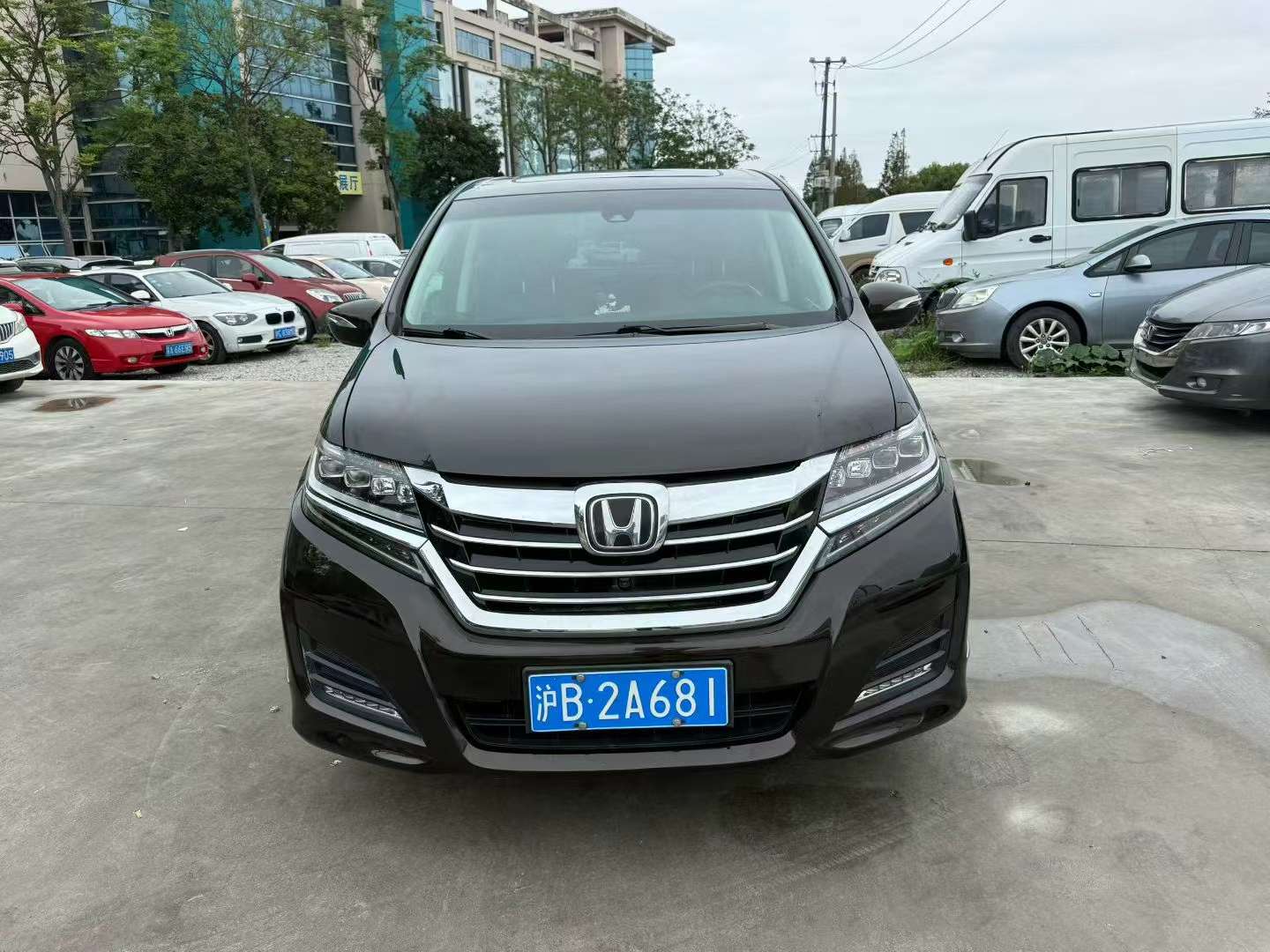 Honda Elysion 2.4L Supreme 2
