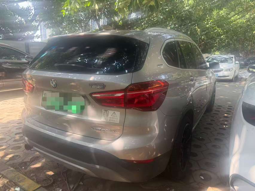 BMW X1 1.5T xDrive25Le Luxury 7