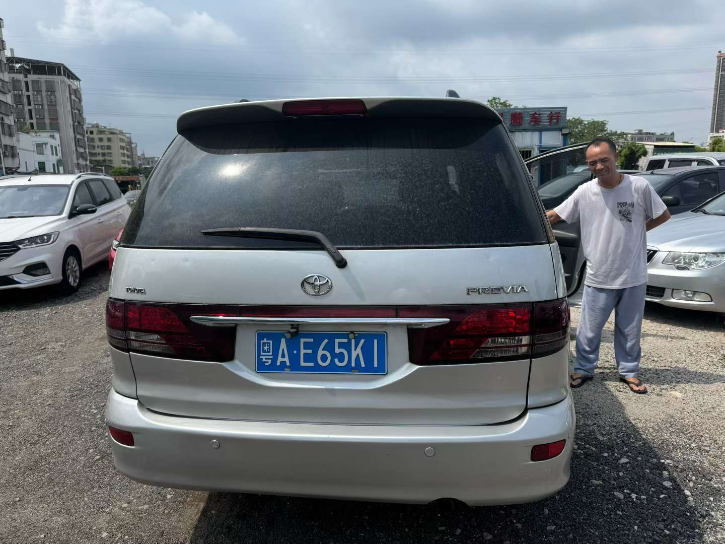 Toyota Previa 3