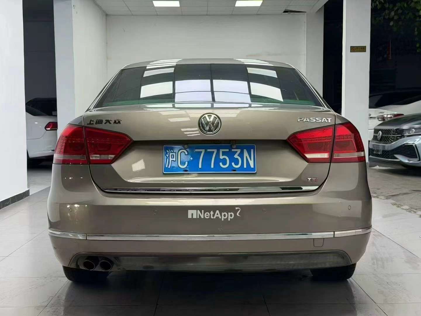 Volkswagen Passat 1.8T High Trim 5