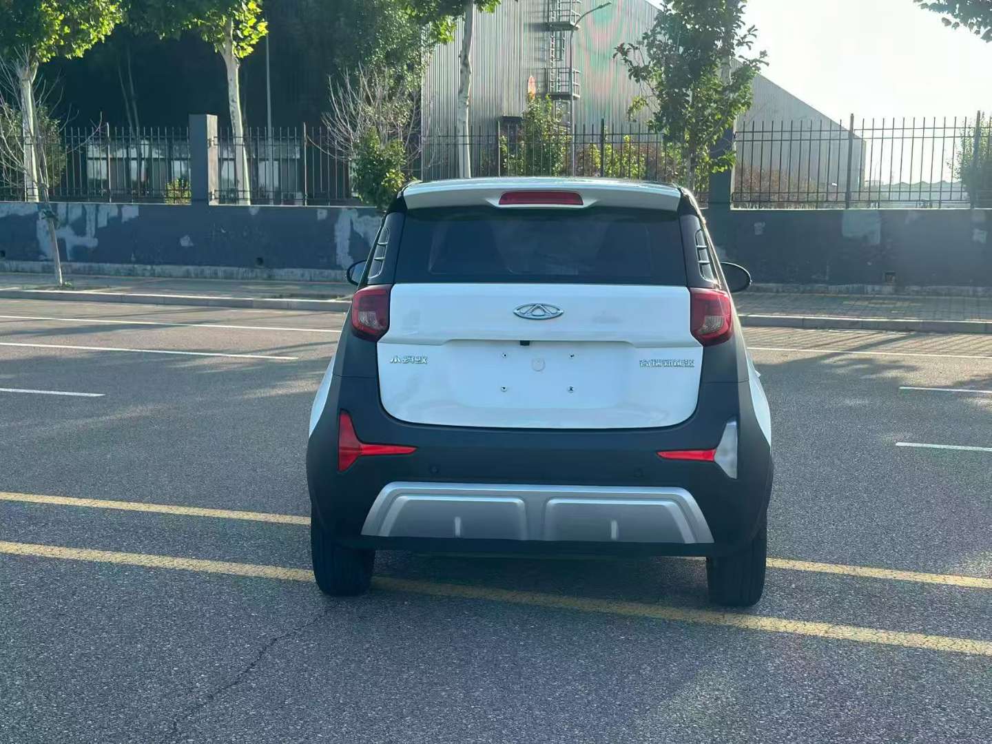 Chery QQ Ice Cream 2024 251km Range 5