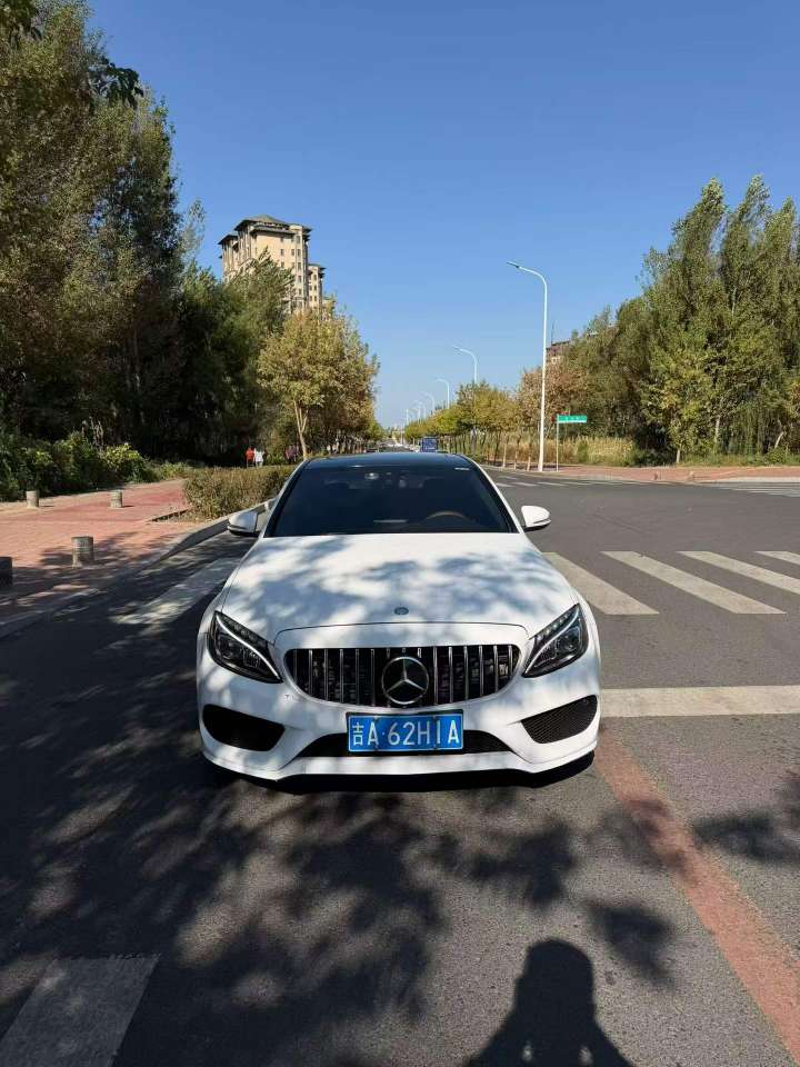 Mercedes-Benz C-Class C200 2.0T