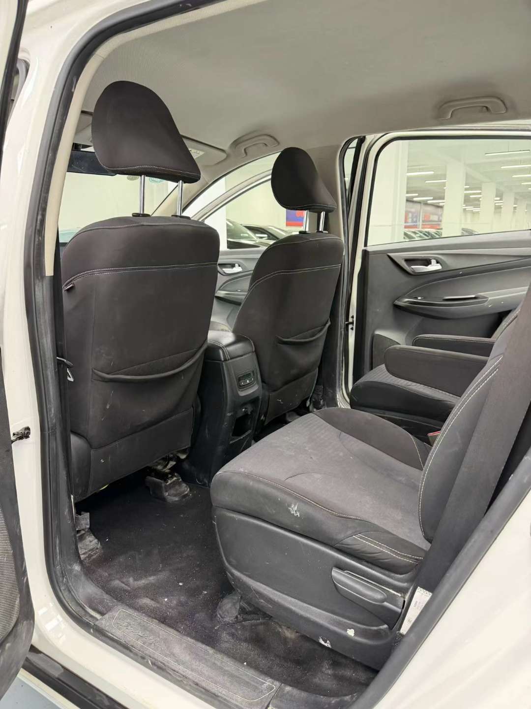 Baojun 730 9