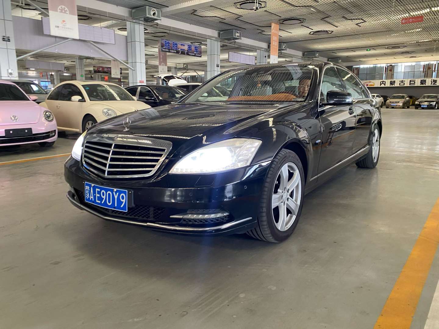 Mercedes-Benz S-Class 2011 3.5L S400 2
