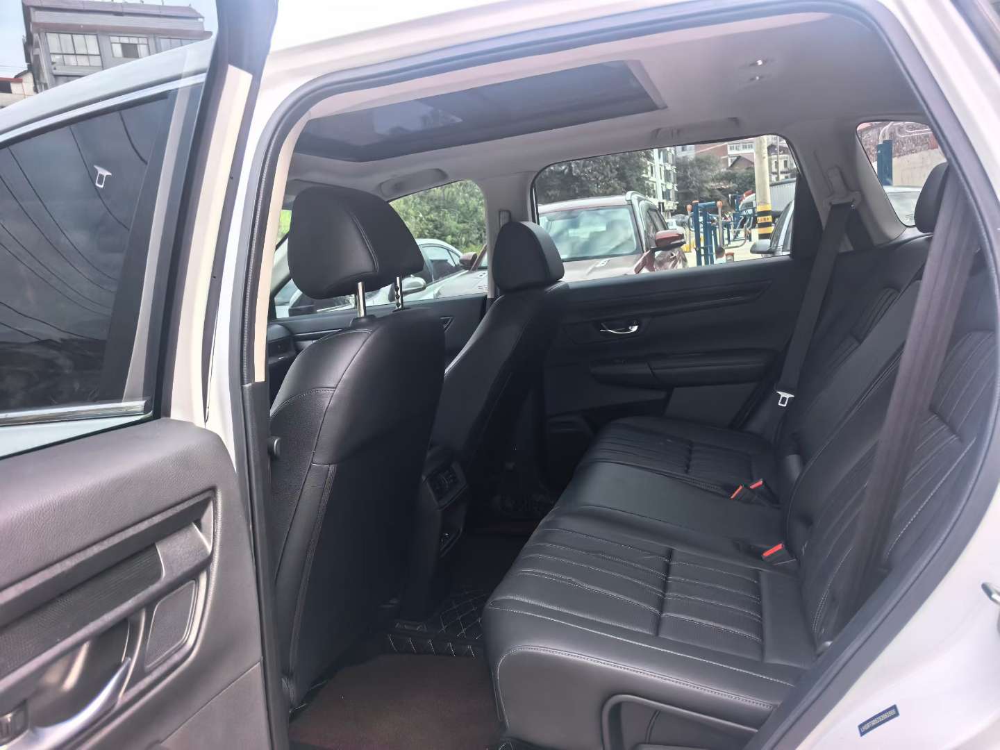 Honda Breeze 2025 1.5T Automatic Panoramic Sunroof 4
