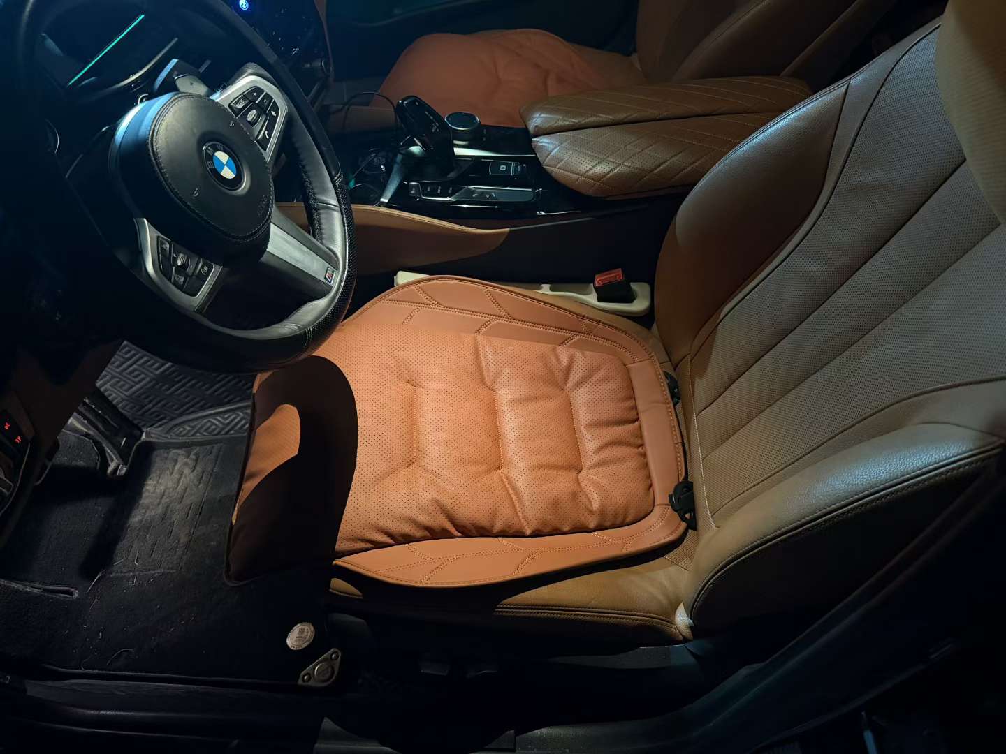 BMW 5 Series 2017 530Li Luxury 4