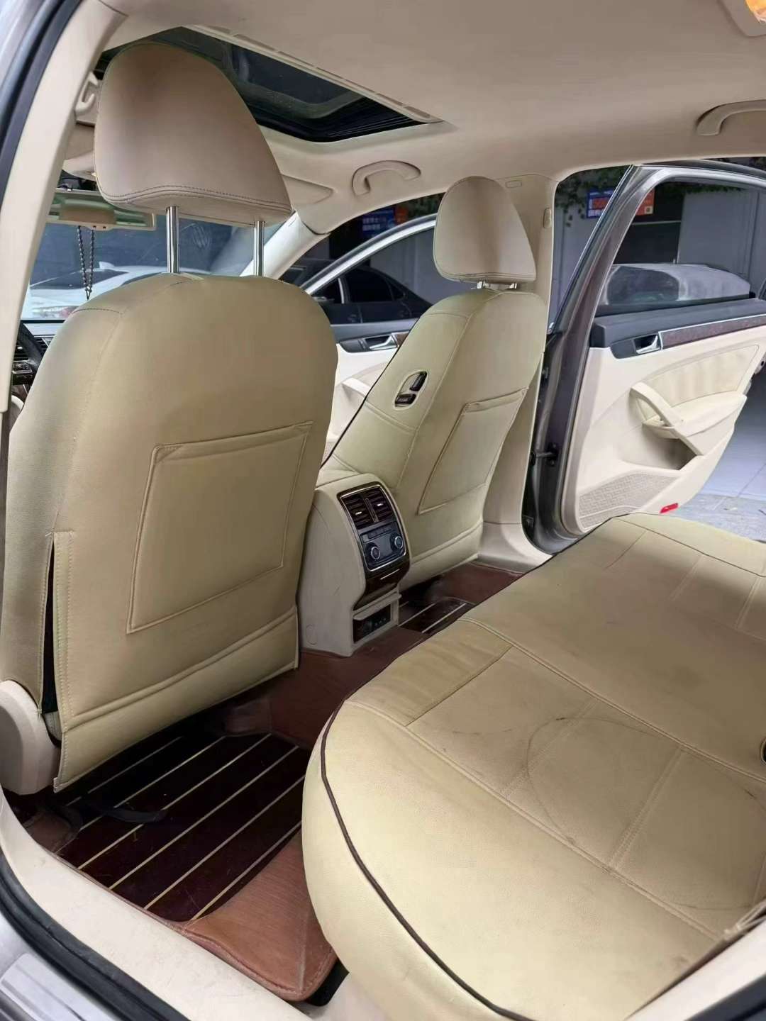 Volkswagen Passat 1.8T High Trim 8