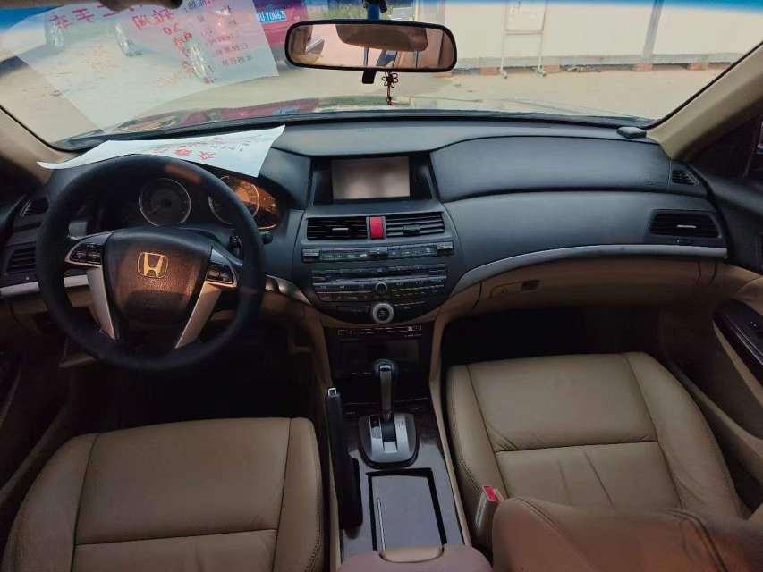 Honda Accord 2009 2.0L 5
