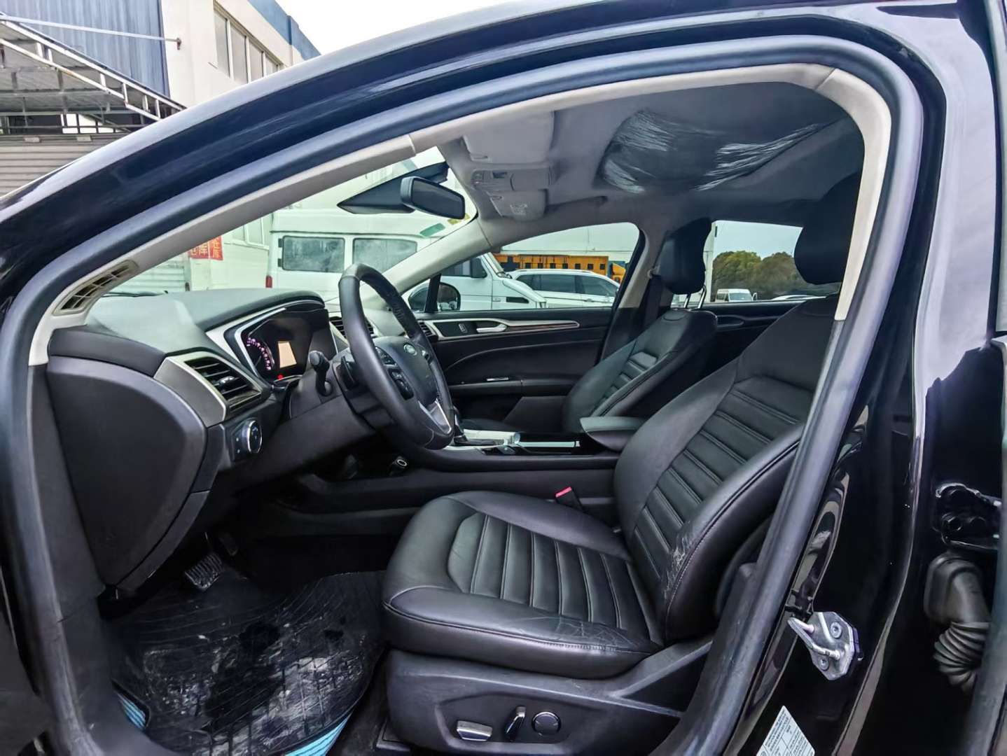 Ford Mondeo 2014 2.0L Automatic 200 Luxury 7