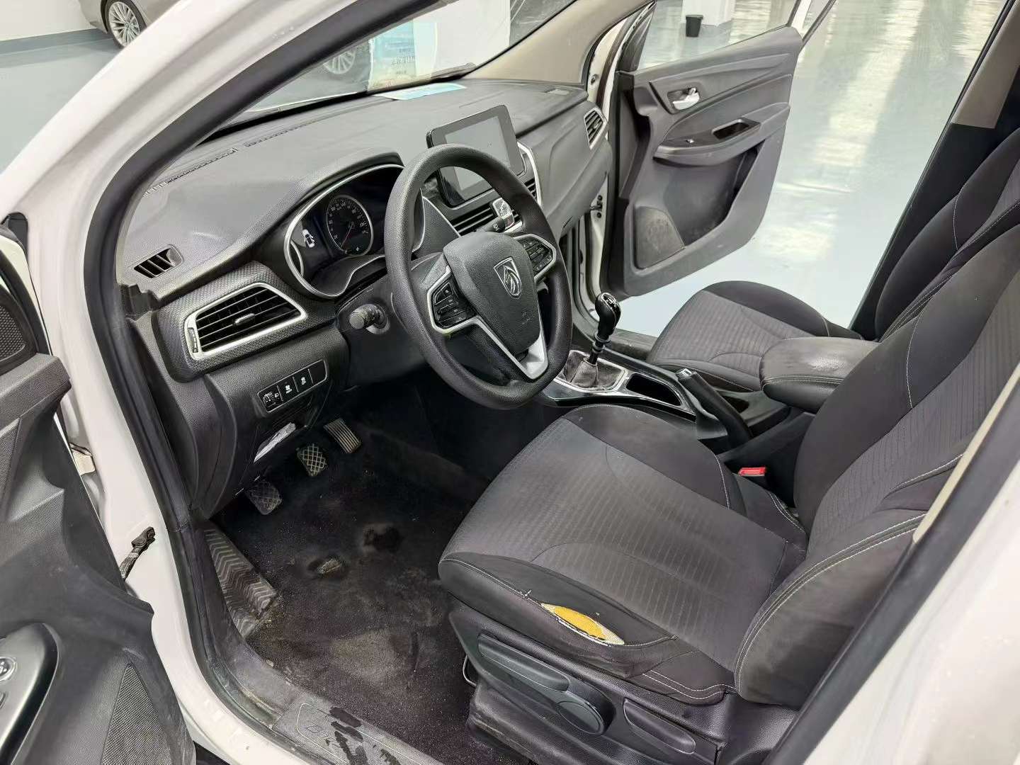 Baojun 730 7