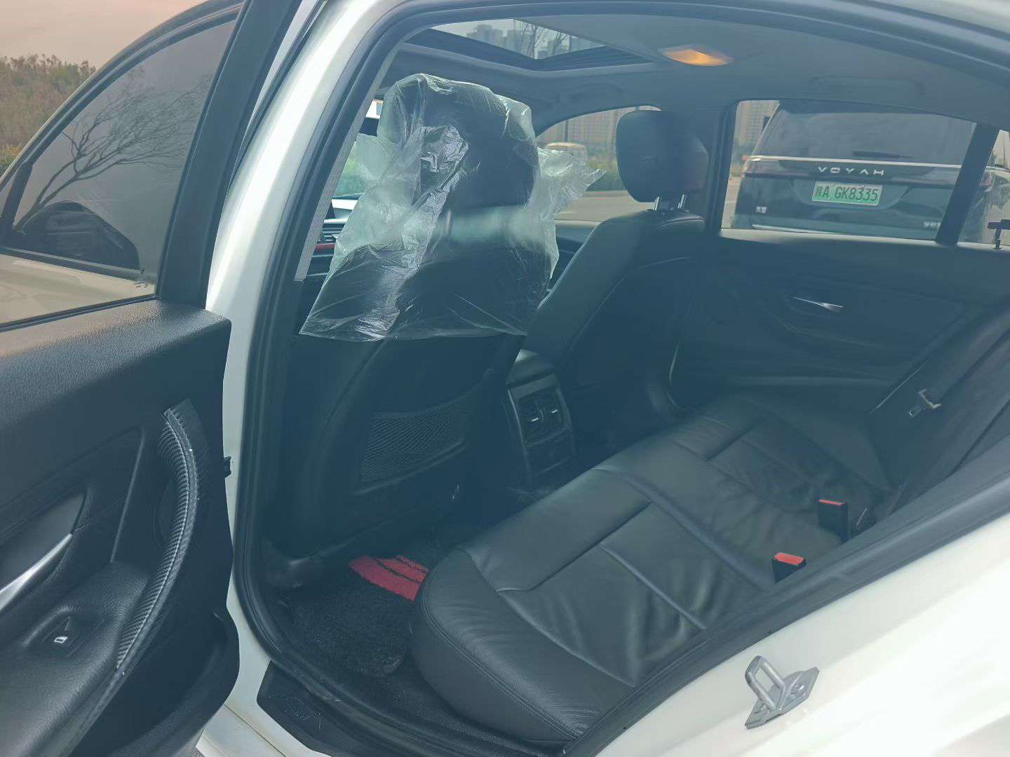 BMW 3 Series 2014 320i Sport Package 6