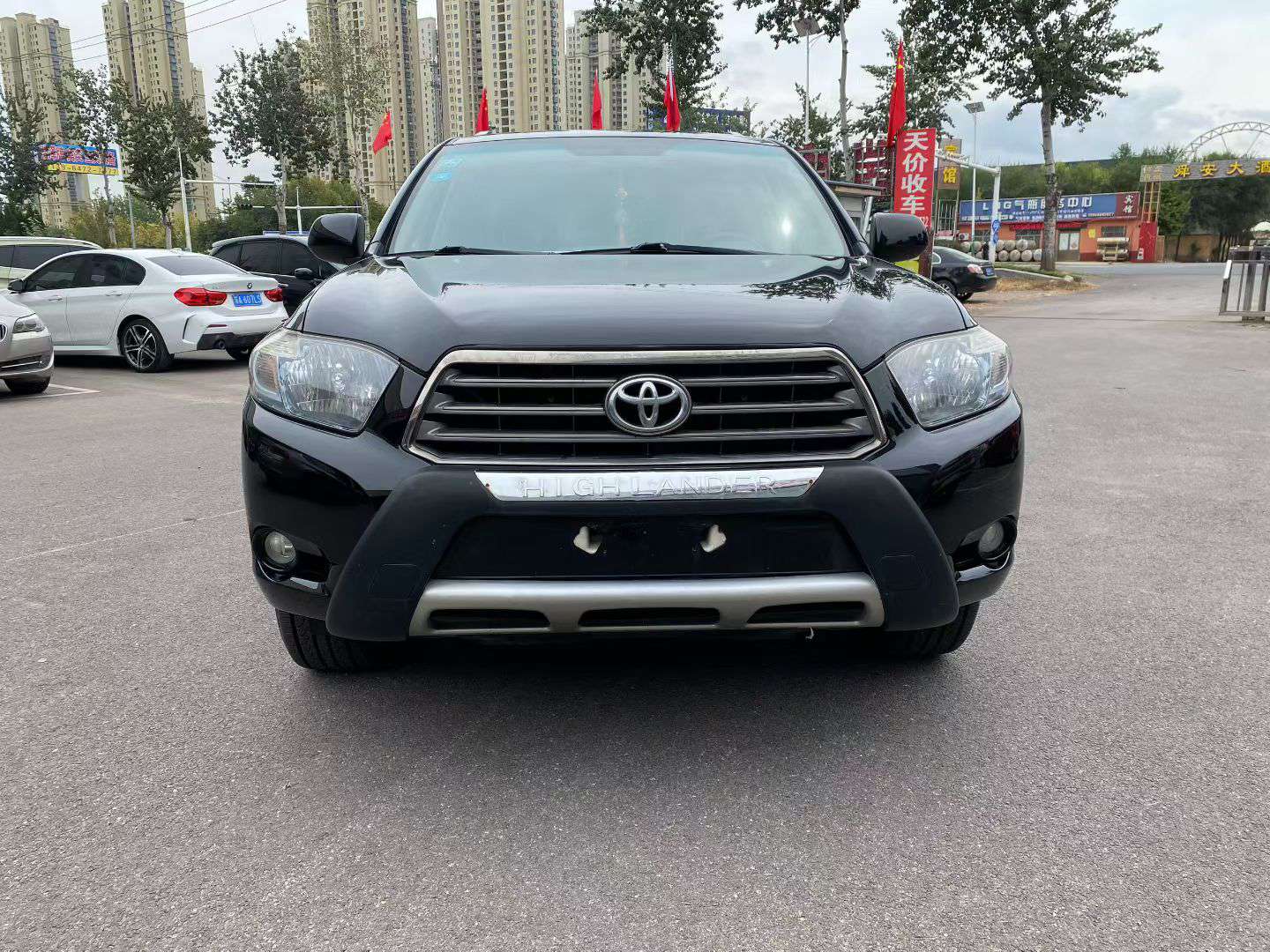 Toyota Highlander 2010 2.7L 7-Seat High Trim