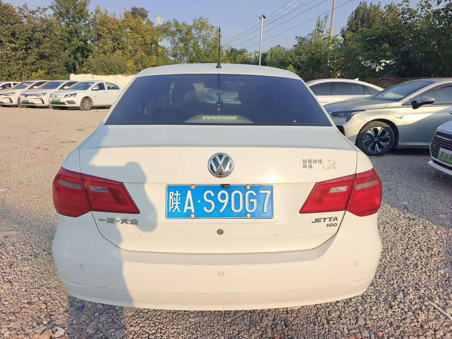 Volkswagen Jetta 1.6L Manual Comfort Edition 7