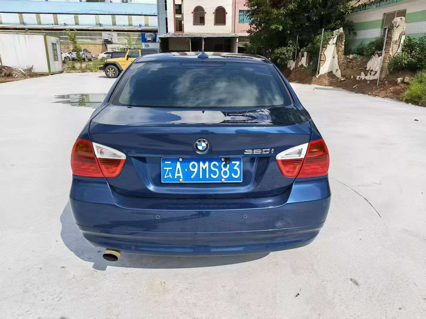 BMW 3 Series 6