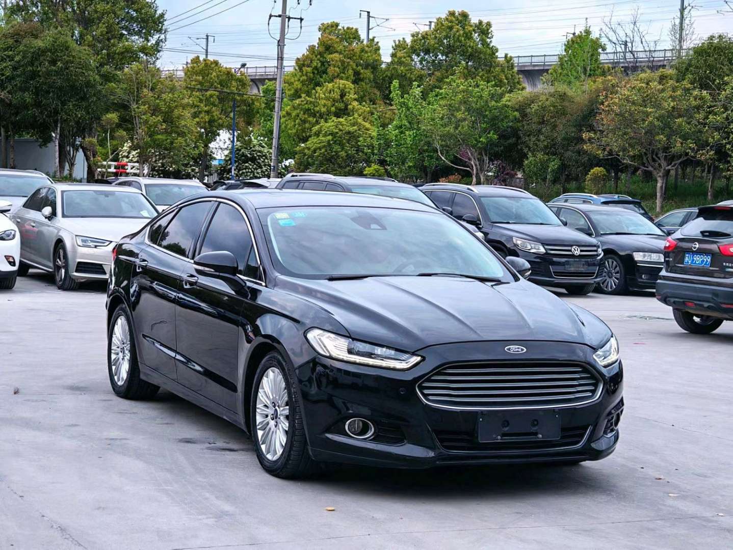 Ford Mondeo 2014 2.0L Automatic 200 Luxury 2