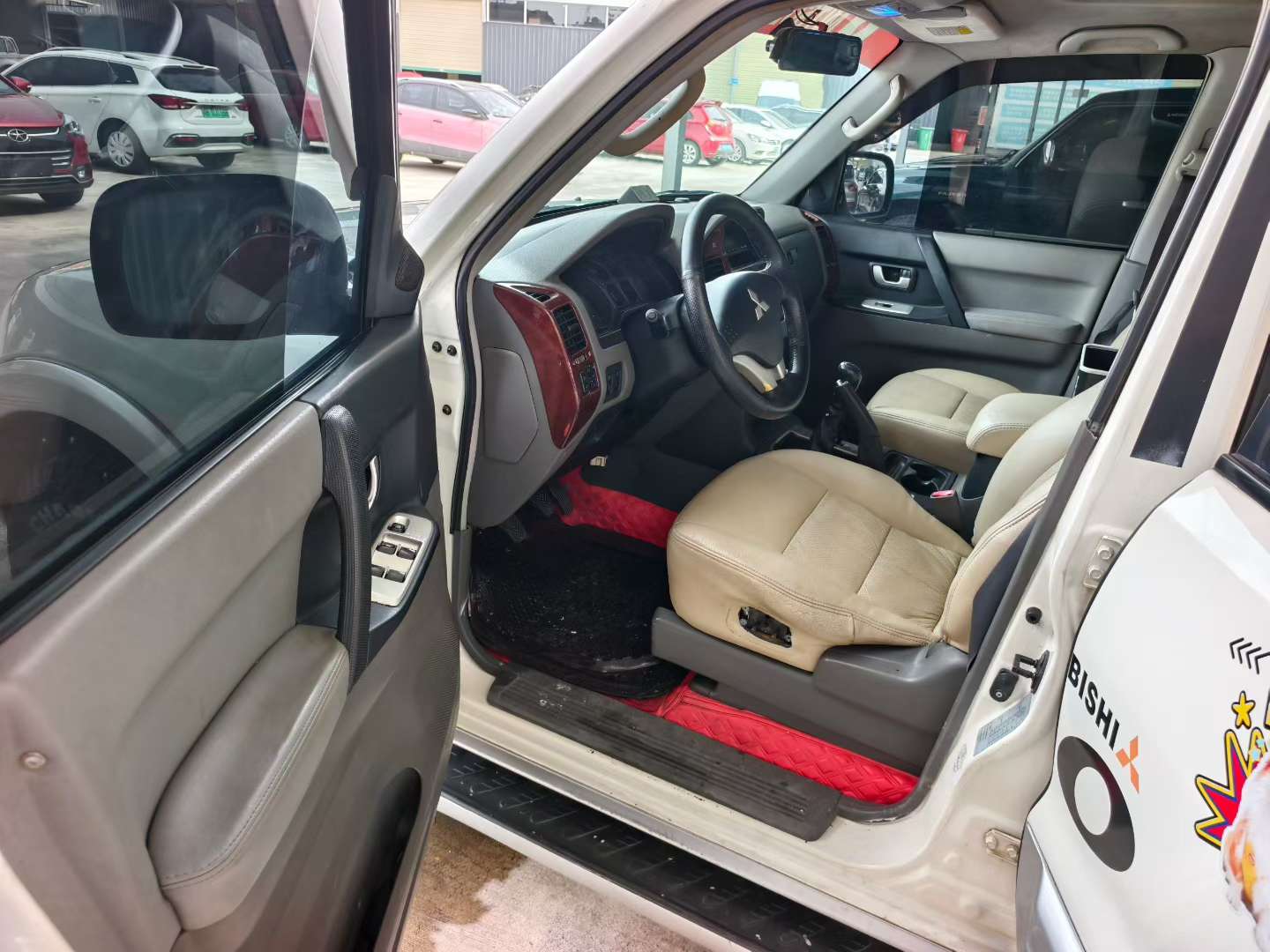 Mitsubishi Pajero V73 7