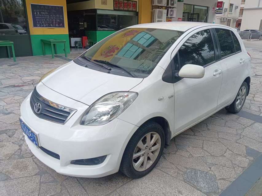 Toyota Yaris 2013 1.6L Automatic