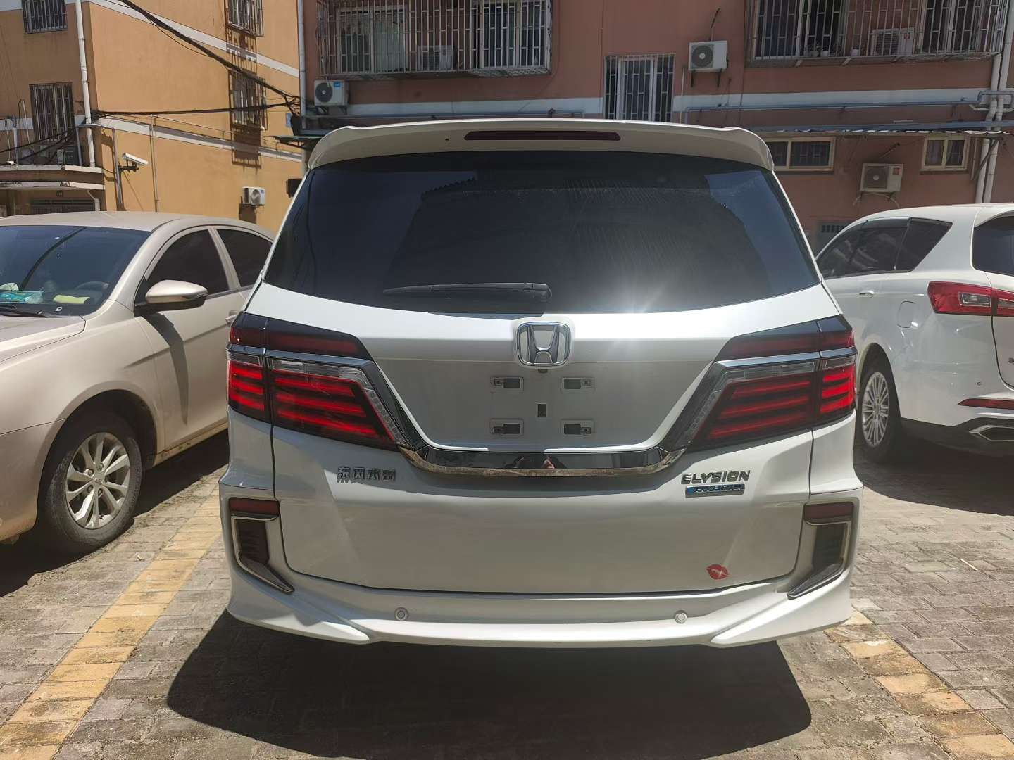 Honda Elysion 2019 2.0 Hybrid Comfort 8