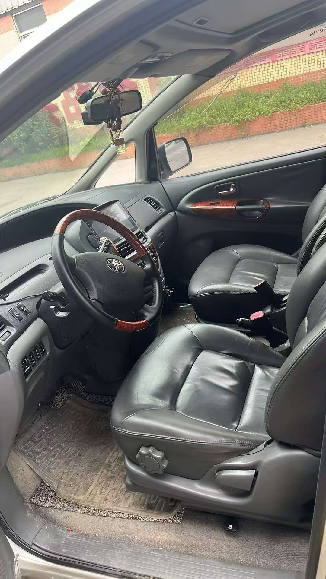 Toyota Previa 8