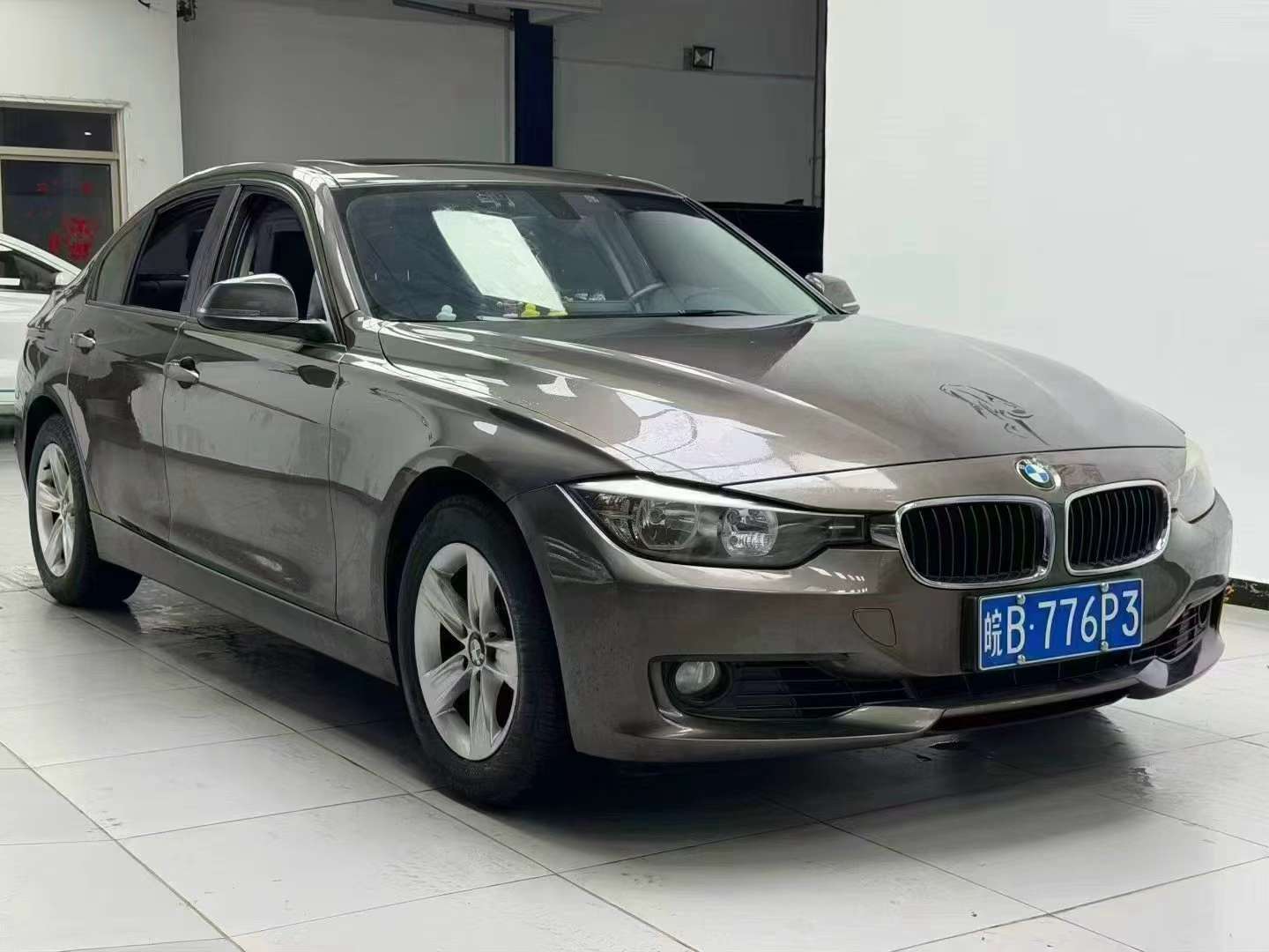 BMW 3 Series 320Li 3