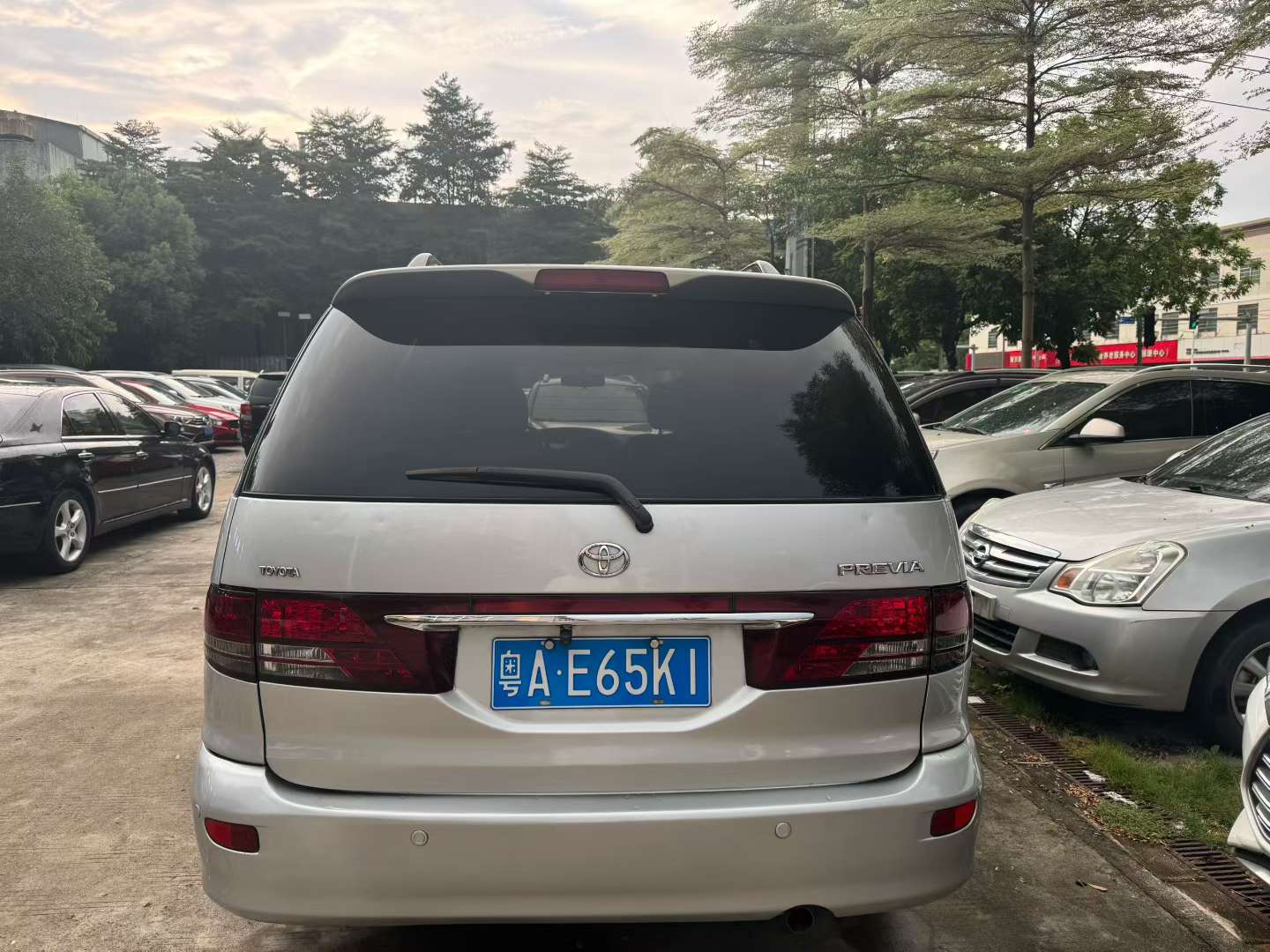Toyota Previa 5
