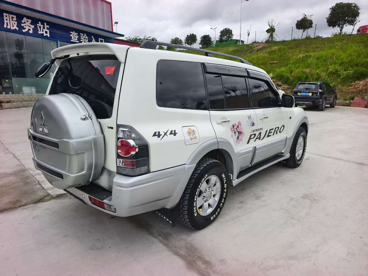Mitsubishi Pajero V73 3.0L Manual 4WD 5