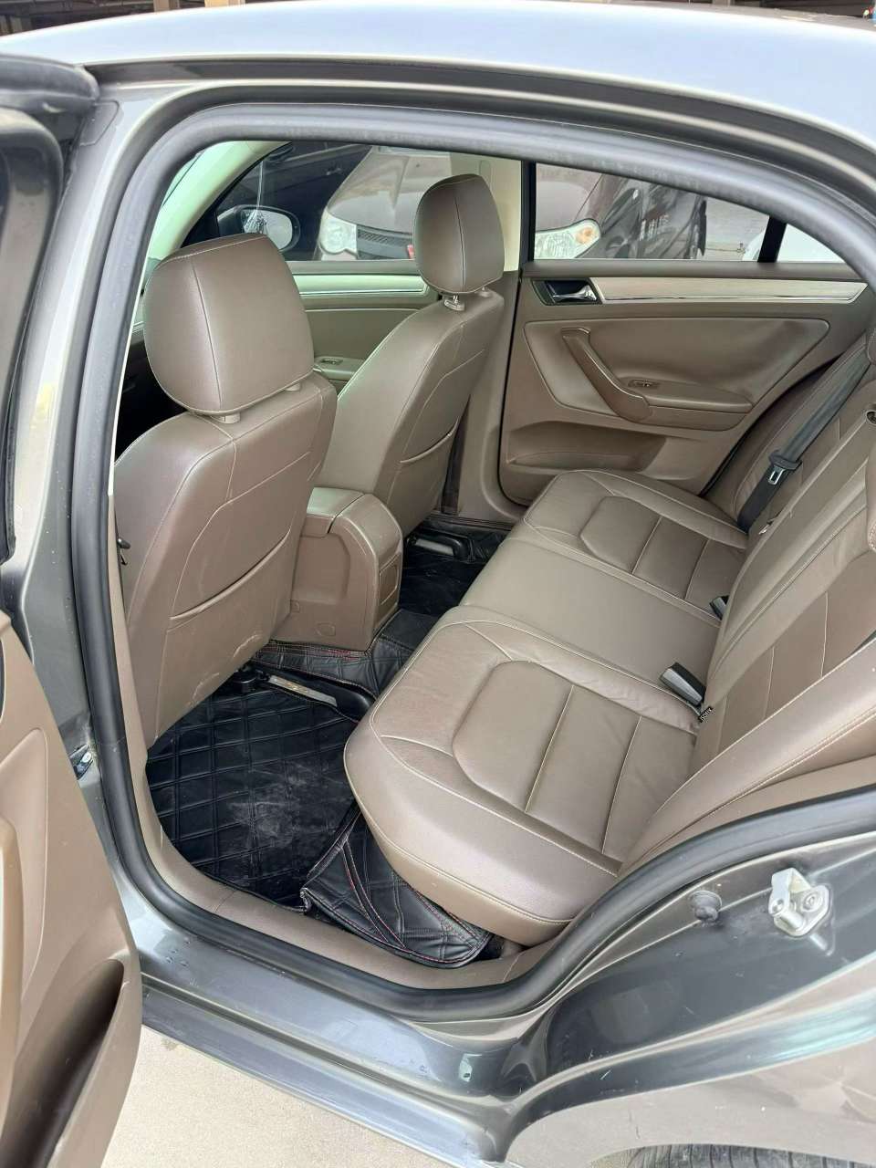 Volkswagen Bora 1.4T Automatic 4