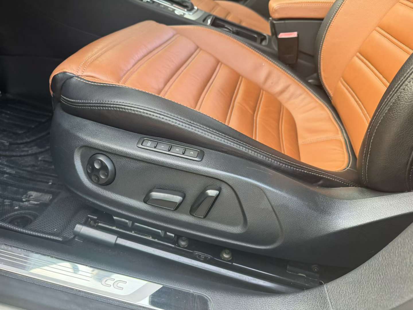 Volkswagen CC 2016 1.8T Luxury Edition 6