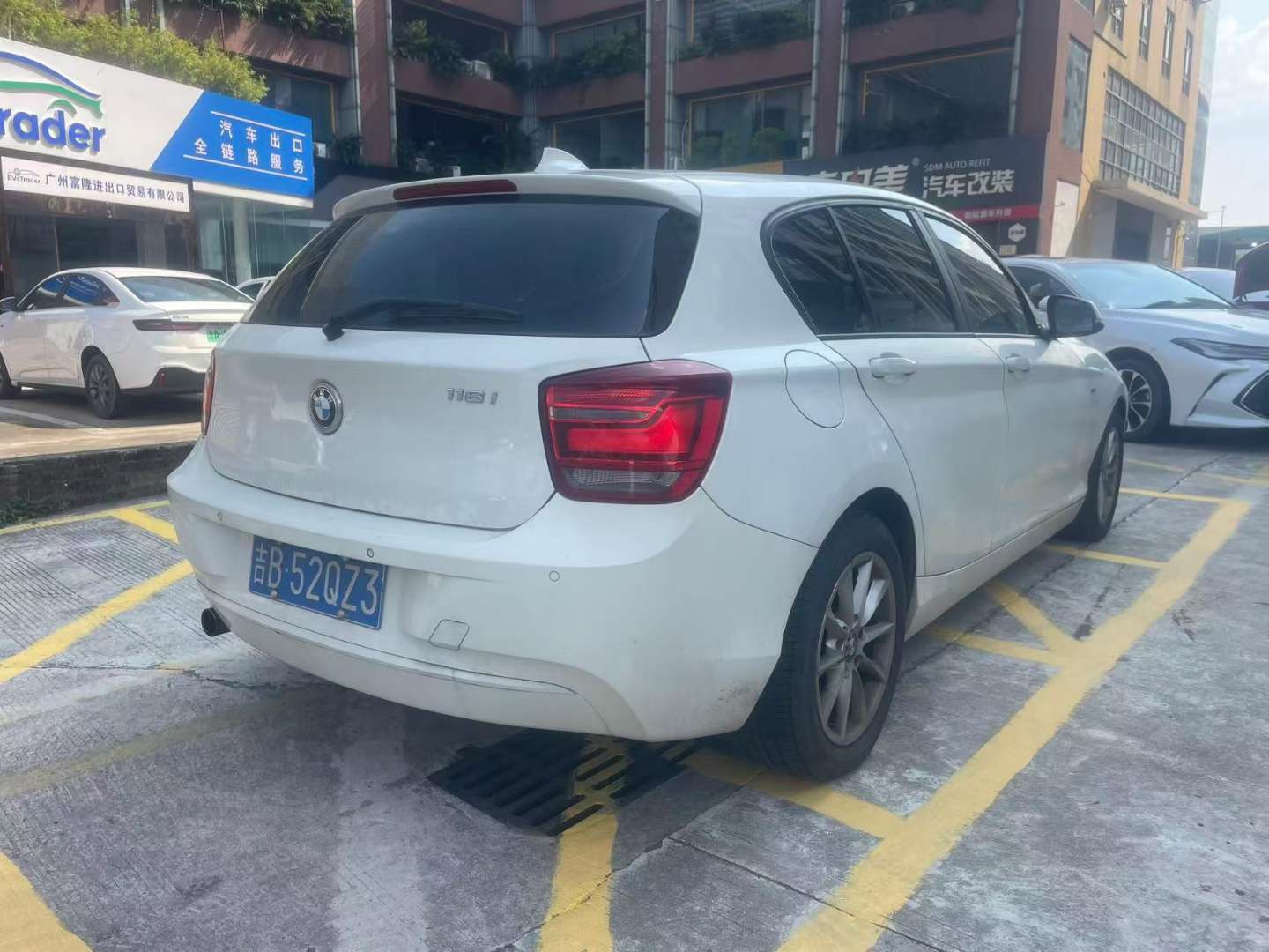 BMW 1 Series 1.6T Urban 3