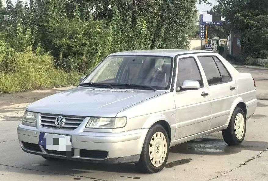Volkswagen Jetta Automatic 1.6 2