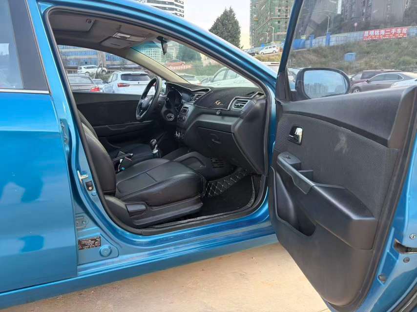 Kia K2 5