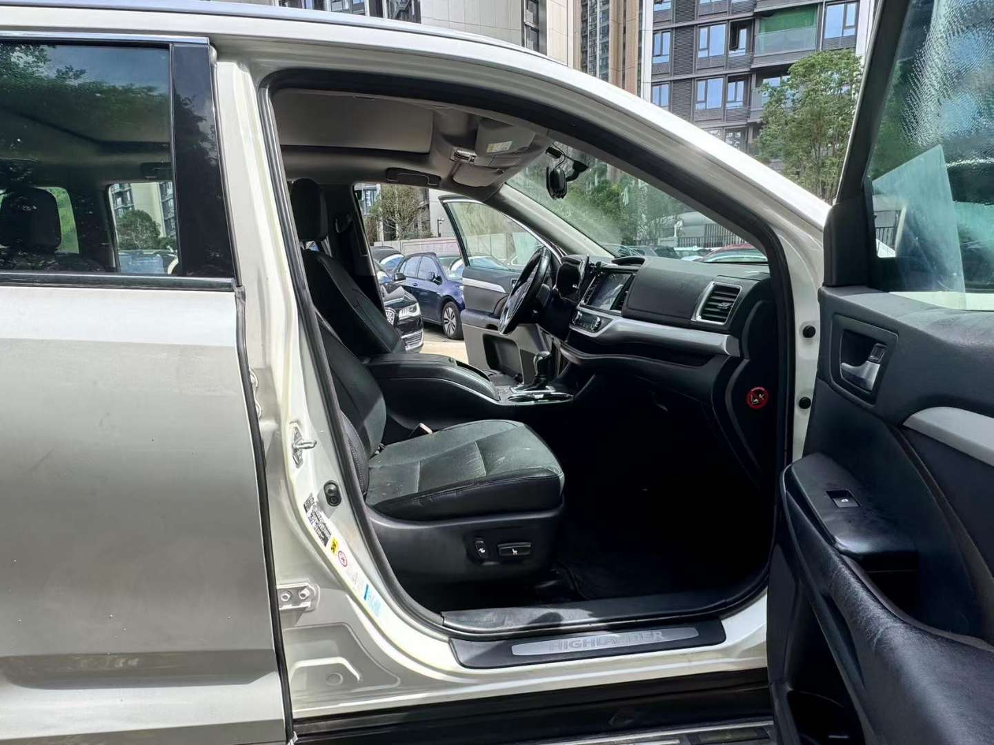 Toyota Highlander 2.0T AWD Luxury 7