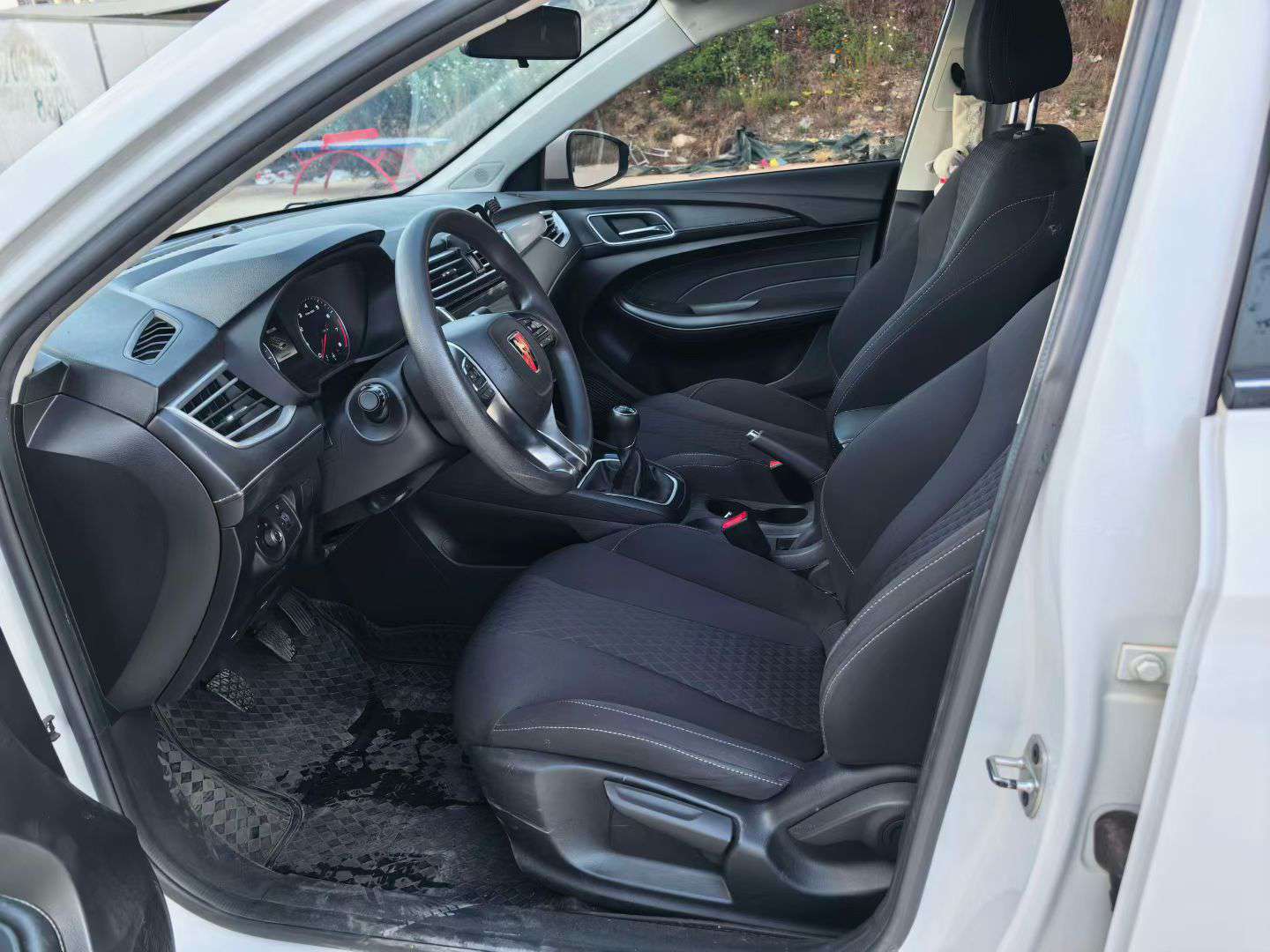 Roewe i5 7